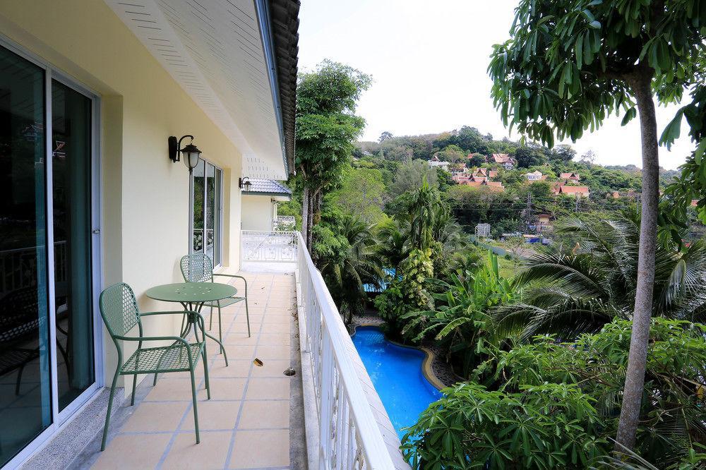 Naka Resort Kamala Beach Exterior photo