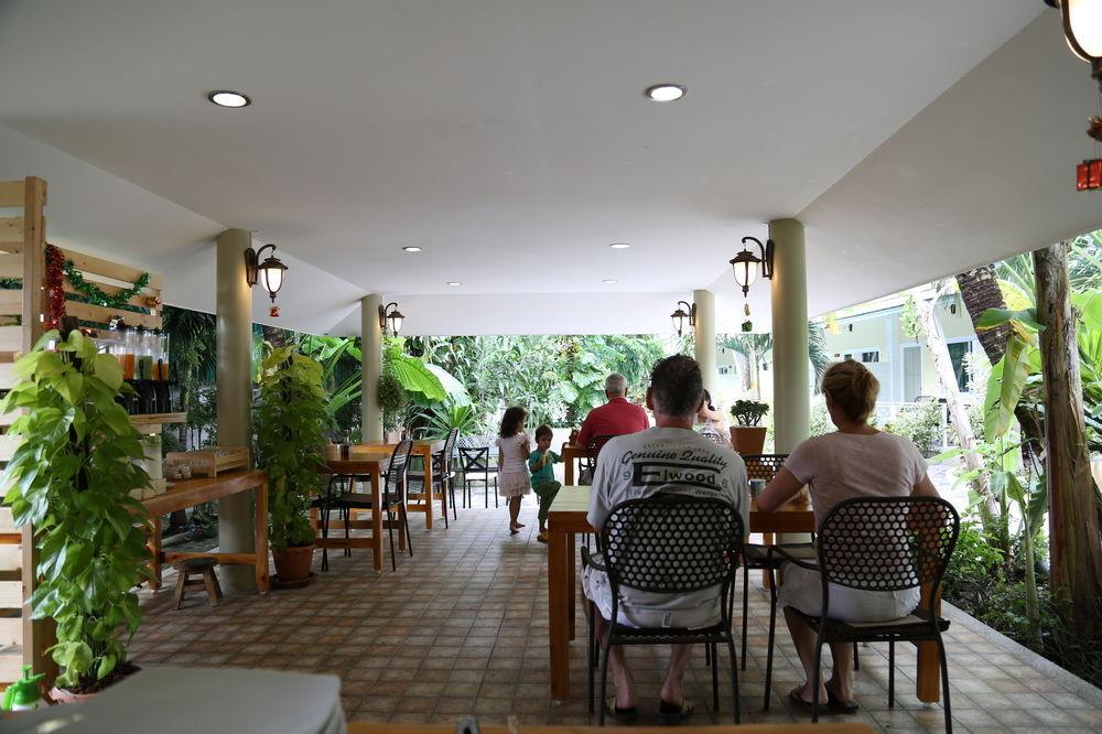 Naka Resort Kamala Beach Exterior photo
