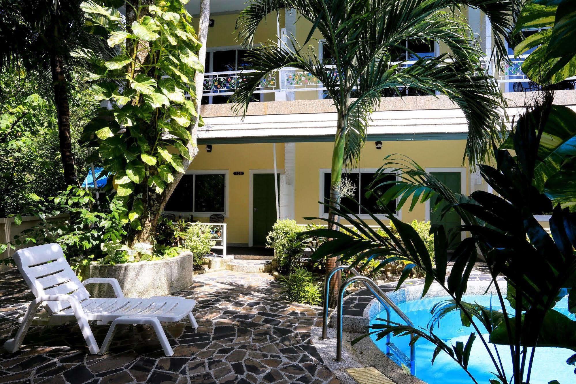 Naka Resort Kamala Beach Exterior photo